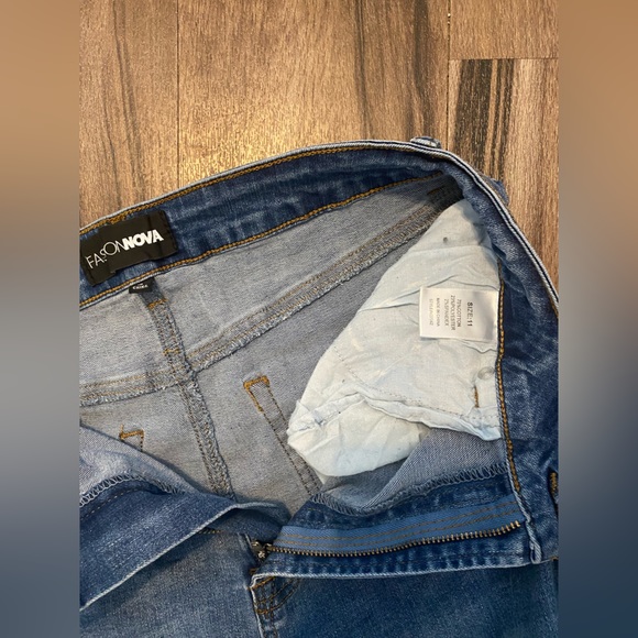 Blue skinny jeans with front slit 👖 - Picture 3 of 3